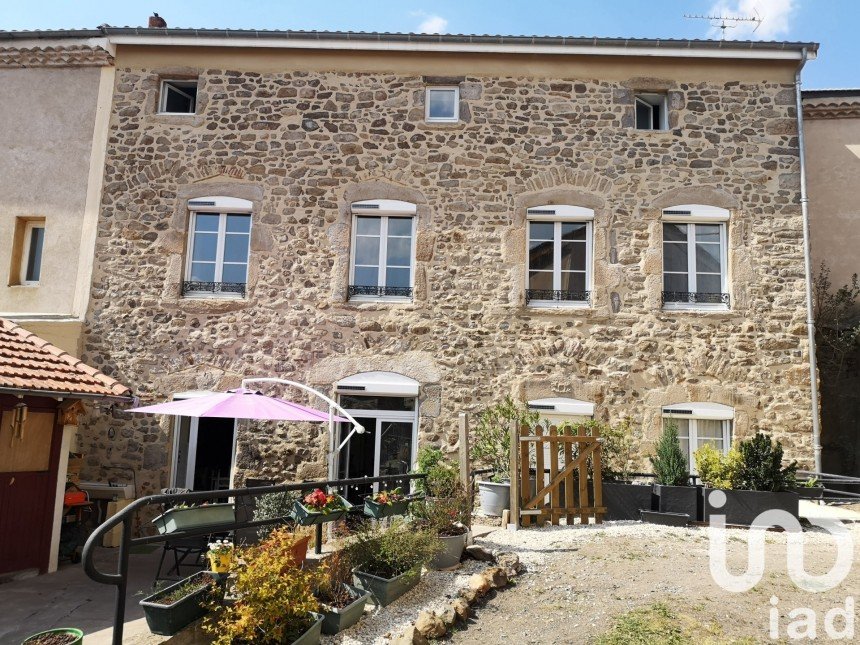 Town house 7 rooms of 190 m² in Brassac-les-Mines (63570)