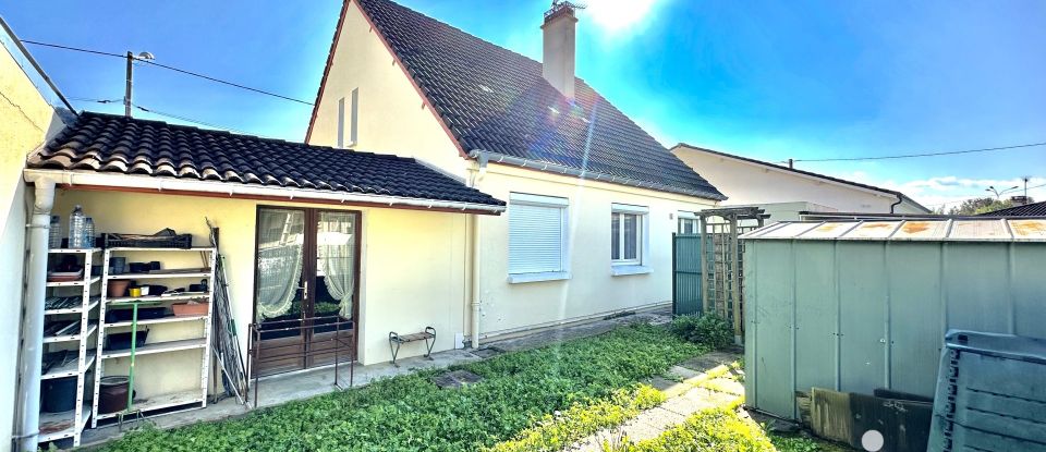 Traditional house 5 rooms of 94 m² in Soues (65430)