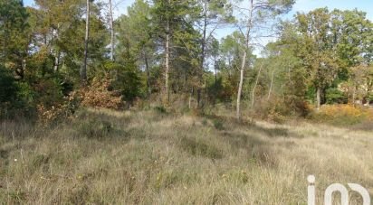 Agricultural land of 4,000 m² in Saint-Paul-en-Forêt (83440)