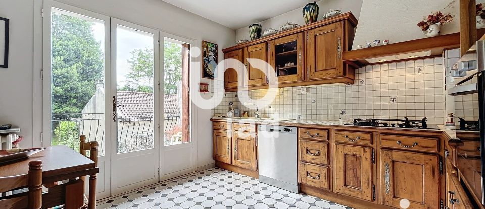 Maison 5 pièces de 170 m² à Aulnay-sous-Bois (93600)