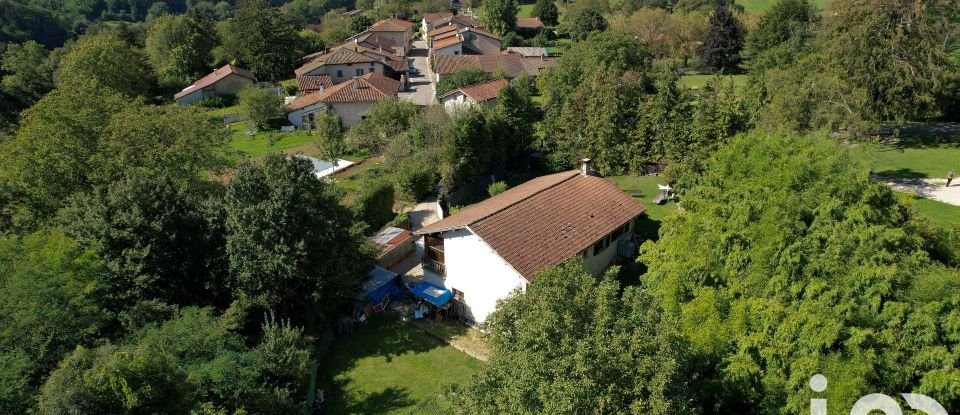 Maison traditionnelle 4 pièces de 105 m² à Courmangoux (01370)