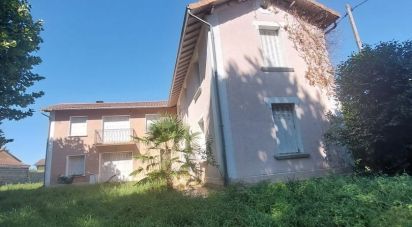 Maison 6 pièces de 156 m² à Vic-en-Bigorre (65500)