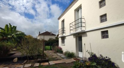 Maison 5 pièces de 130 m² à Montpon-Ménestérol (24700)