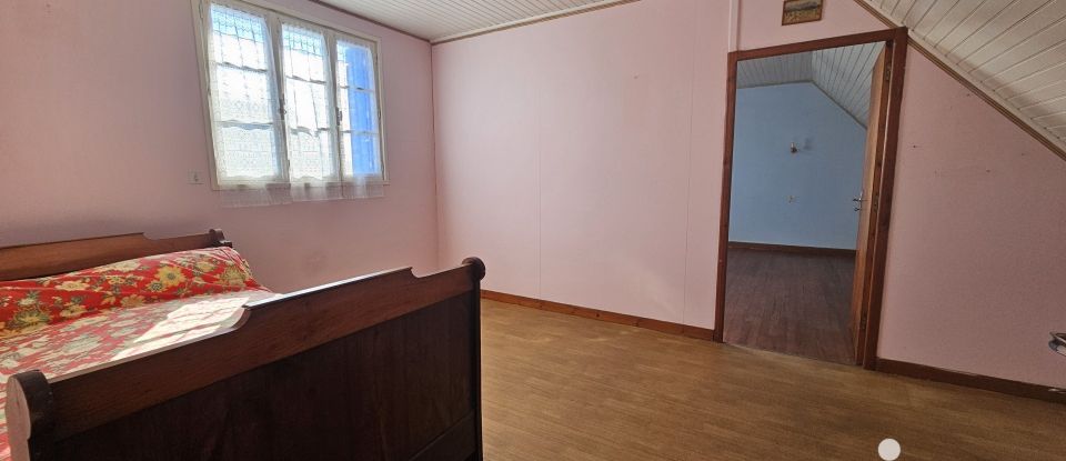 House 5 rooms of 100 m² in Audierne (29770)