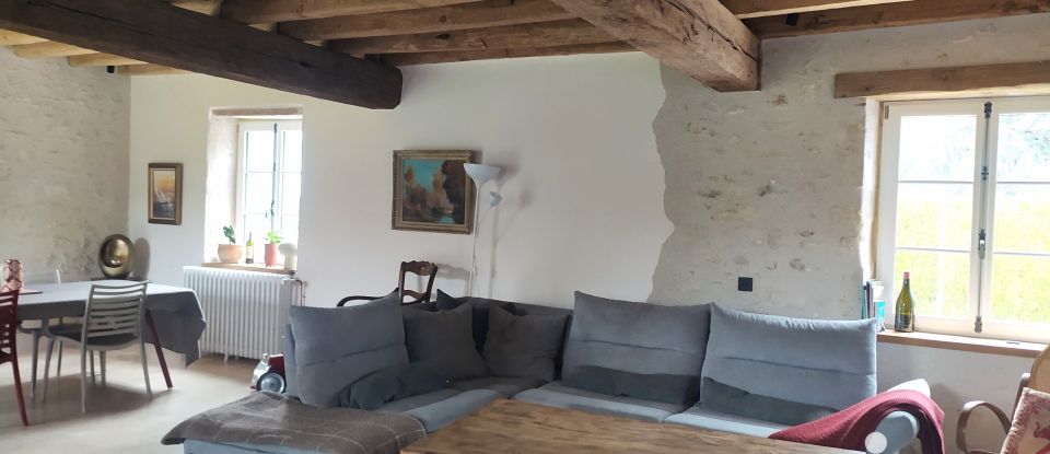 House 5 rooms of 125 m² in Lailly-en-Val (45740)