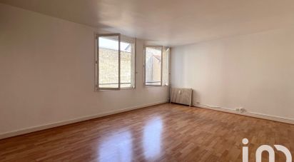 Studio 1 room of 40 m² in Versailles (78000)