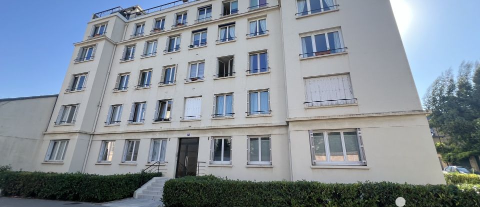 Apartment 2 rooms of 40 m² in Versailles (78000)