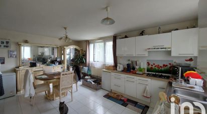 Appartement 2 pièces de 49 m² à Melun (77000)