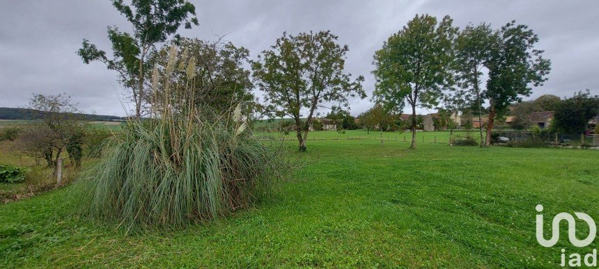 Land of 2,000 m² in Villeneuve-au-Chemin (10130)