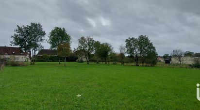 Land of 2,000 m² in Villeneuve-au-Chemin (10130)