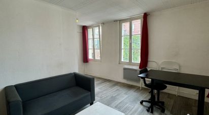 Apartment 2 rooms of 31 m² in Amiens (80000)