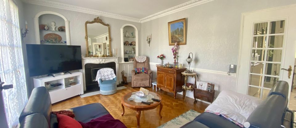 House 4 rooms of 104 m² in L'Isle-d'Espagnac (16340)