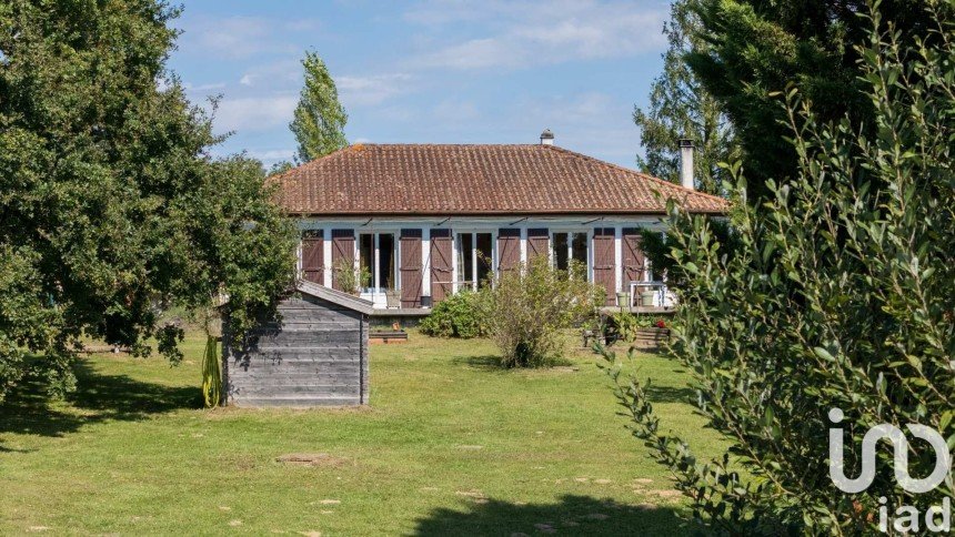 Country house 6 rooms of 128 m² in Saint-André-de-Seignanx (40390)