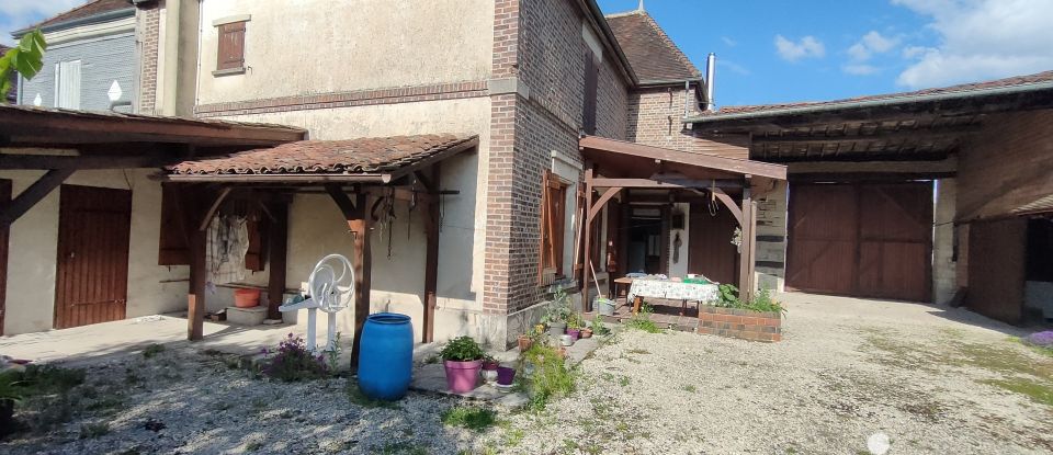 Maison de campagne 5 pièces de 130 m² à Brienne-la-Vieille (10500)