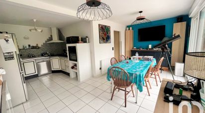 Maison 5 pièces de 132 m² à Lestrem (62136)