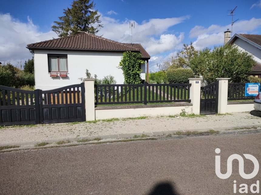 Maison traditionnelle 4 pièces de 88 m² à Brienne-le-Château (10500)