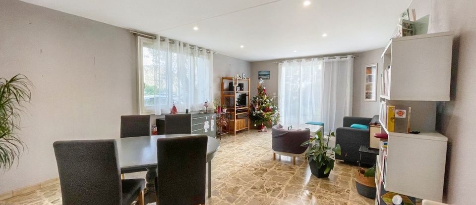 Maison 6 pièces de 160 m² à La Rochelle (17000)