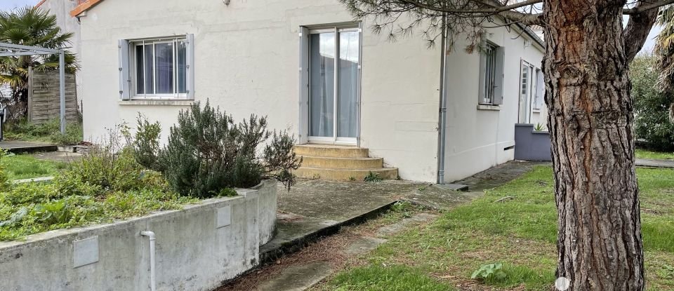 Maison 6 pièces de 160 m² à La Rochelle (17000)