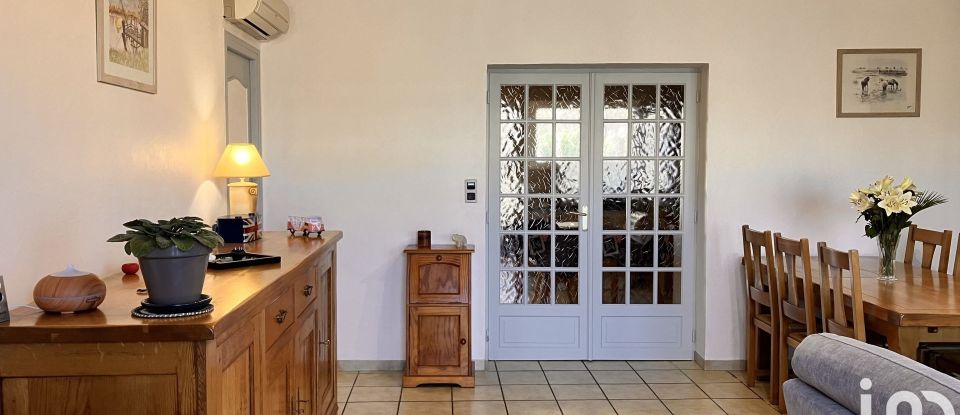 House 4 rooms of 99 m² in Luçon (85400)