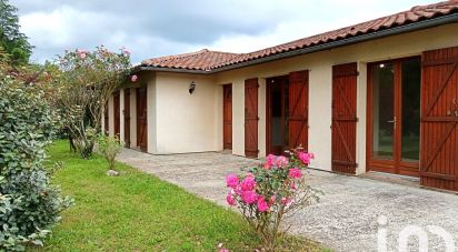 Maison traditionnelle 4 pièces de 110 m² à Ambarès-et-Lagrave (33440)