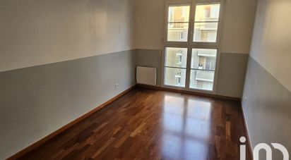 Appartement 4 pièces de 77 m² à Aubervilliers (93300)