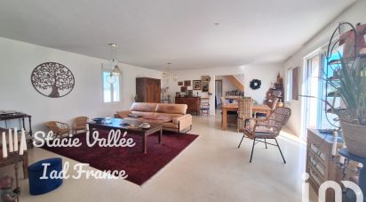 House 6 rooms of 215 m² in Ferrières-Haut-Clocher (27190)