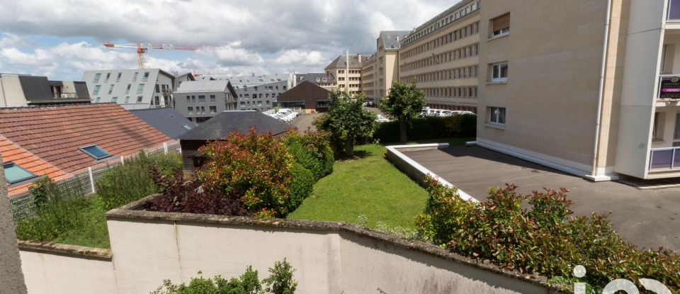 Apartment 3 rooms of 61 m² in Chartres (28000)