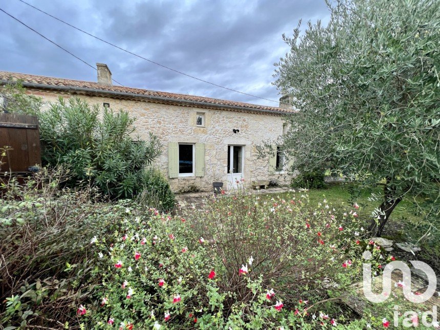 House 5 rooms of 155 m² in Périssac (33240)