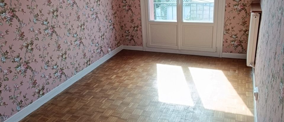 Apartment 3 rooms of 73 m² in Troyes (10000)