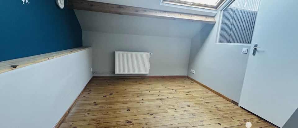 Apartment 4 rooms of 101 m² in Le Mans (72000)