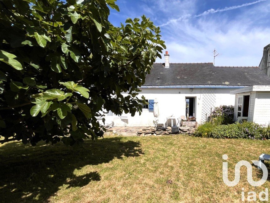 House 4 rooms of 70 m² in Groix (56590)