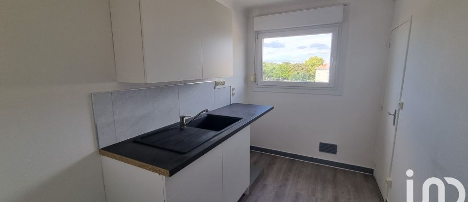 Appartement 3 pièces de 59 m² à Châlons-en-Champagne (51000)