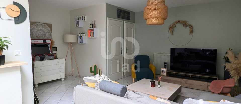 Town house 3 rooms of 76 m² in Lille (59160)