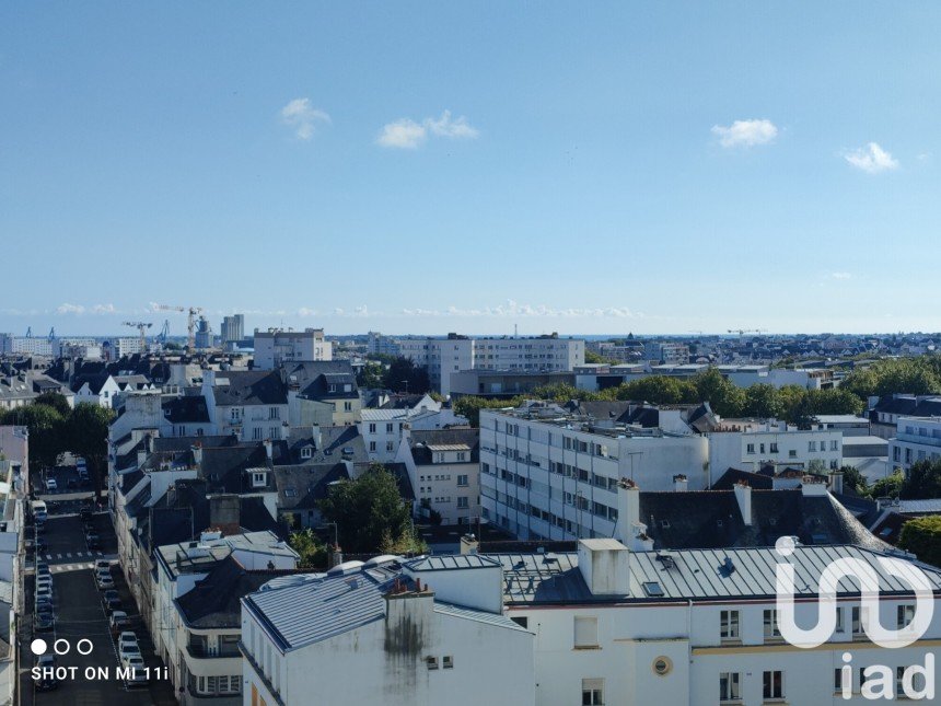 Apartment 4 rooms of 104 m² in Lorient (56100)