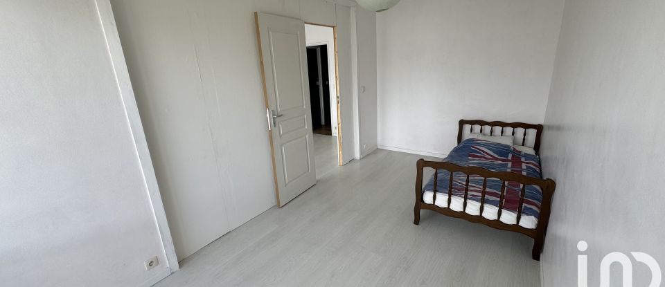 Apartment 4 rooms of 80 m² in Melun (77000)