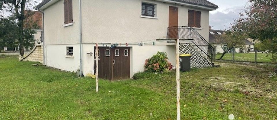 Maison 4 pièces de 75 m² à Saint-Maurice-sur-Fessard (45700)