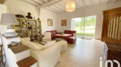 House 10 rooms of 278 m² in Lamothe (40250)