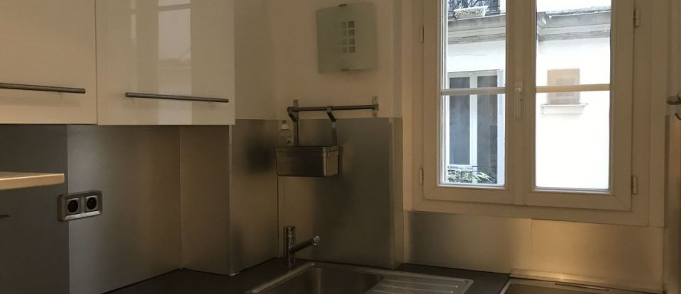 Appartement 2 pièces de 34 m² à Paris (75018)