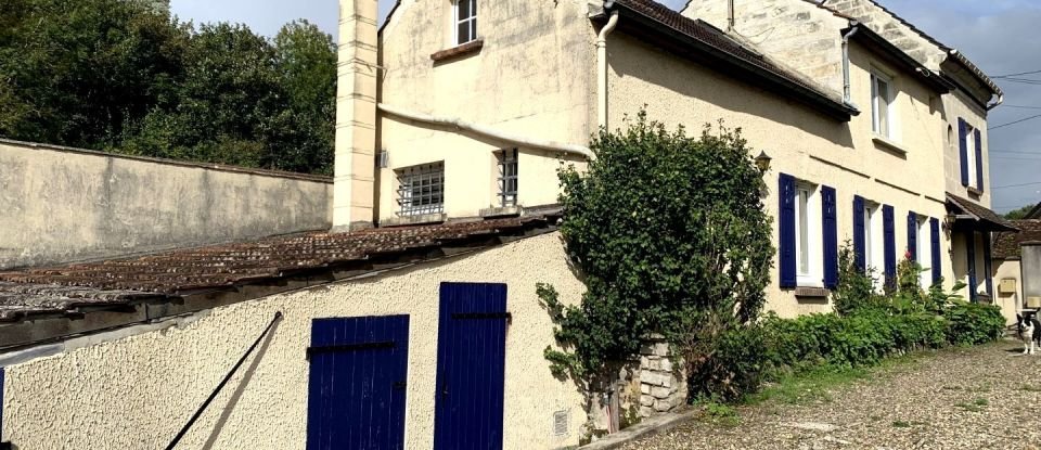 Maison 6 pièces de 101 m² à Bury (60250)