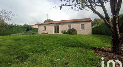 Maison 4 pièces de 87 m² à Parthenay (79200)