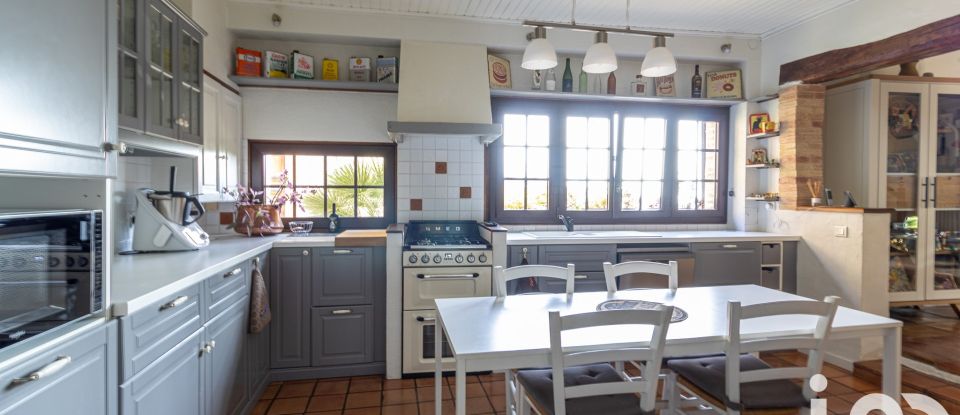 Village house 5 rooms of 140 m² in Beaupuy (82600)