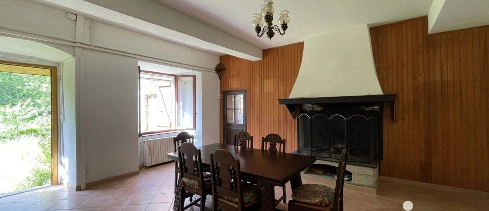 Traditional house 10 rooms of 200 m² in Belcaire (11340)