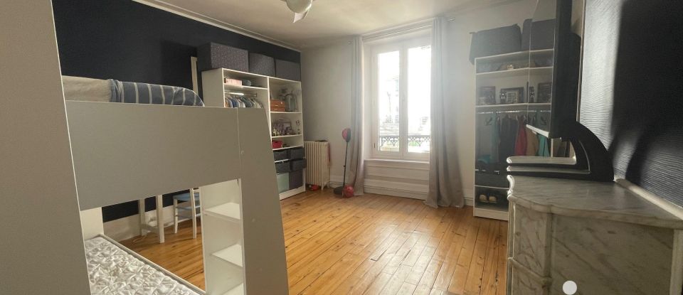 Appartement 5 pièces de 143 m² à Meaux (77100)