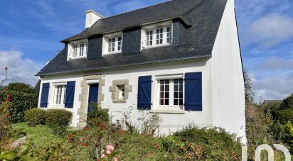 Traditional house 6 rooms of 105 m² in Pont-l'Abbé (29120)