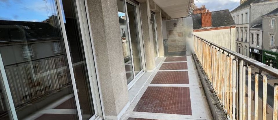 Appartement 5 pièces de 107 m² à Cholet (49300)