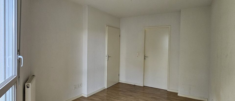 Appartement 2 pièces de 37 m² à Cenon (33150)