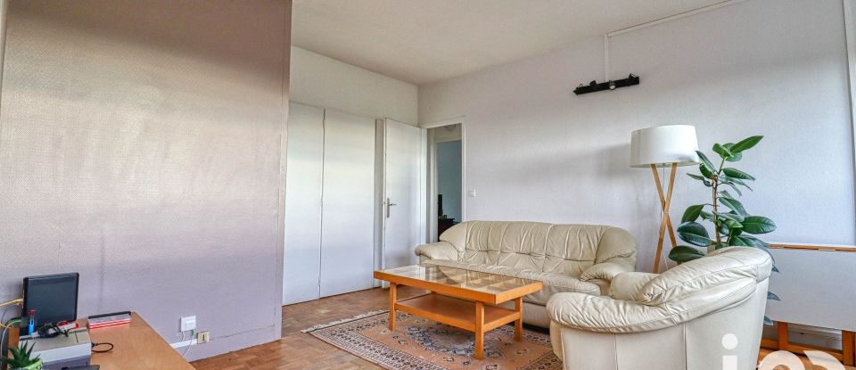 Apartment 4 rooms of 66 m² in Aubergenville (78410)