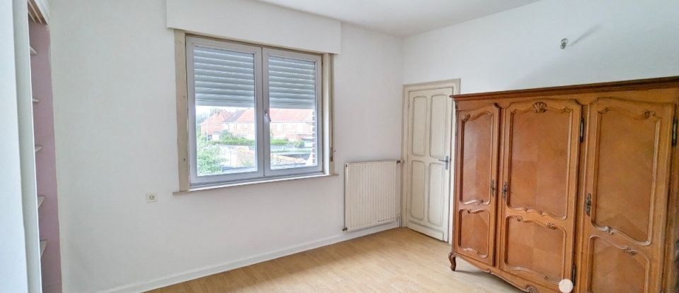 Maison 4 pièces de 130 m² à Comines (59560)