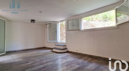 Appartement 2 pièces de 55 m² à Toulon (83000)