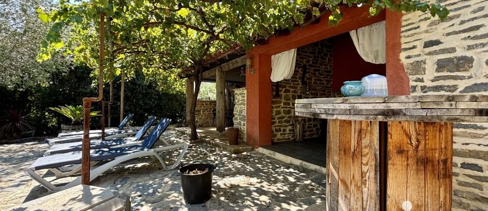 Traditional house 10 rooms of 224 m² in La Palme (11480)